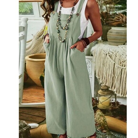Solid Wide Leg Pockets Pleated Jumper Jumpsuit - Picture 1 of 4
